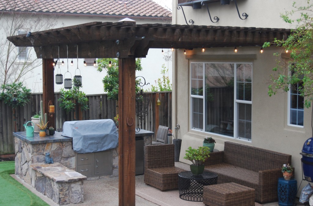 Outdoor BBQ and Arbor in San Ramon